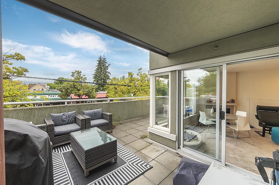 107 3280 W Broadway Vancouver, BC - 28