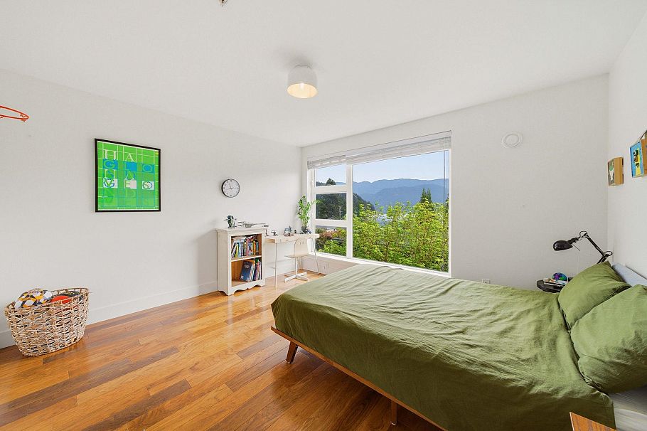2222 Caledonia Avenue North Vancouver, BC - 17