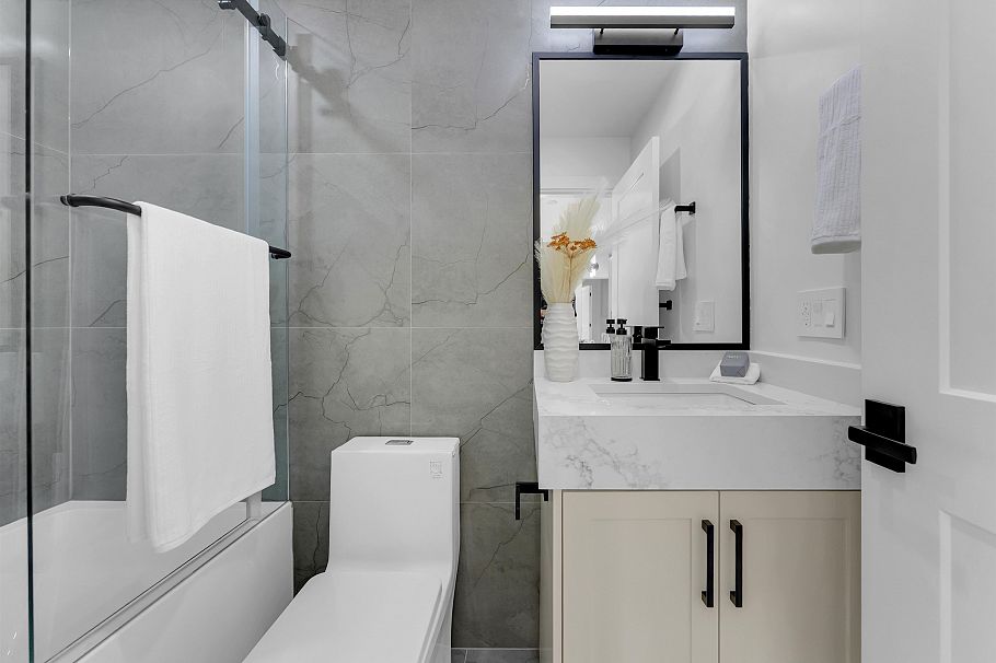 2 2888 E 6th Avenue Vancouver, BC - 19