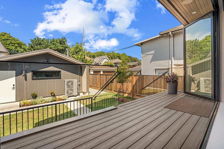 2987 W 40th Avenue Vancouver, BC - 12