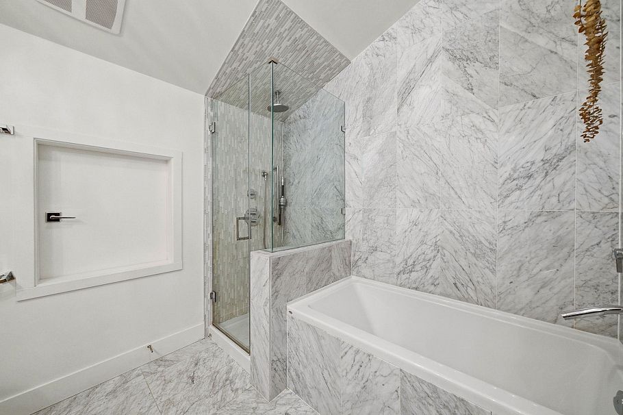 2222 Caledonia Avenue North Vancouver, BC - 24