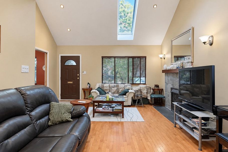 3841 W 23rd Avenue Vancouver, BC - 17