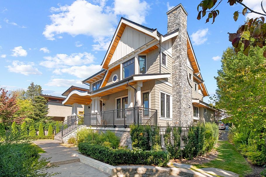 2051 W King Edward Avenue Vancouver, BC - 29