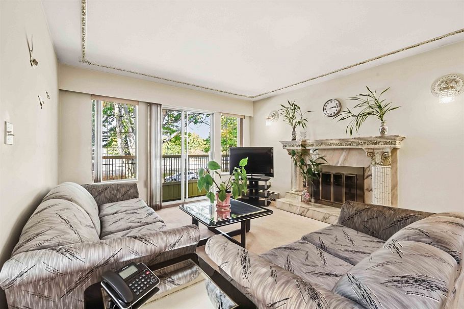 2168 E 27th Avenue Vancouver, BC - 8