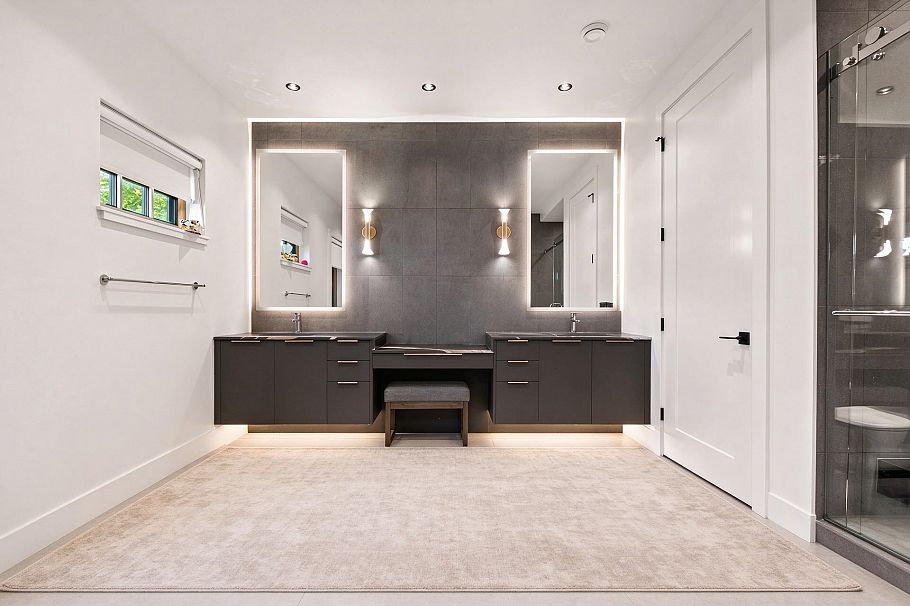 2051 W King Edward Avenue Vancouver, BC - 18