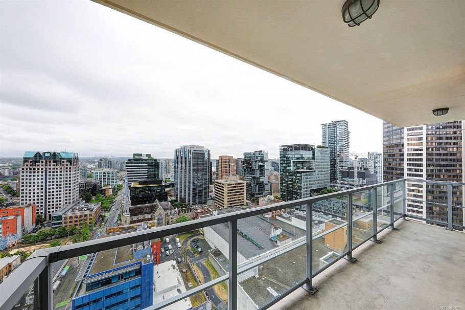 2611 610 Granville Street Vancouver, BC - 2