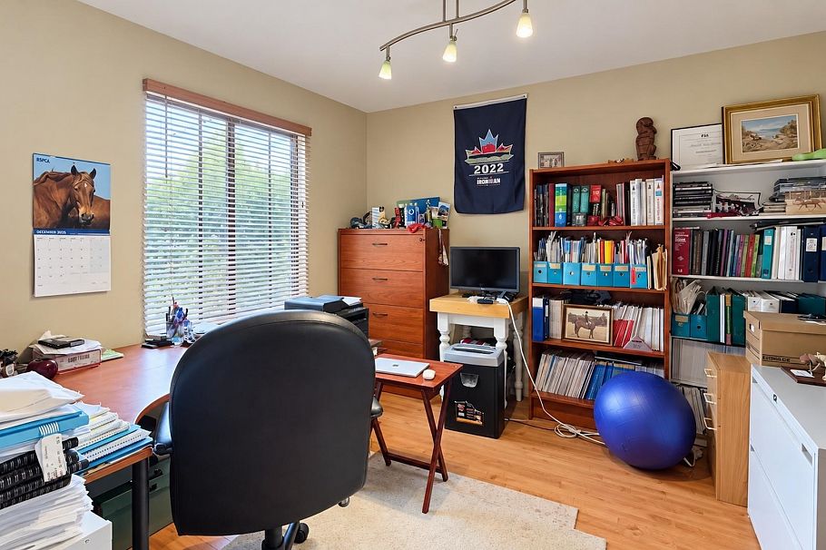 3841 W 23rd Avenue Vancouver, BC - 4