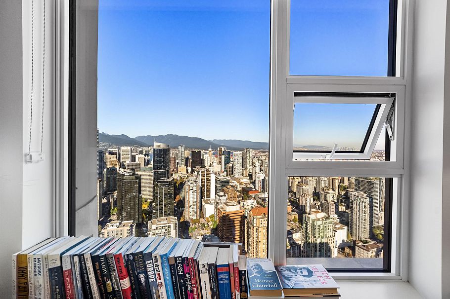 5602 1289 Hornby Street Vancouver, BC - 27