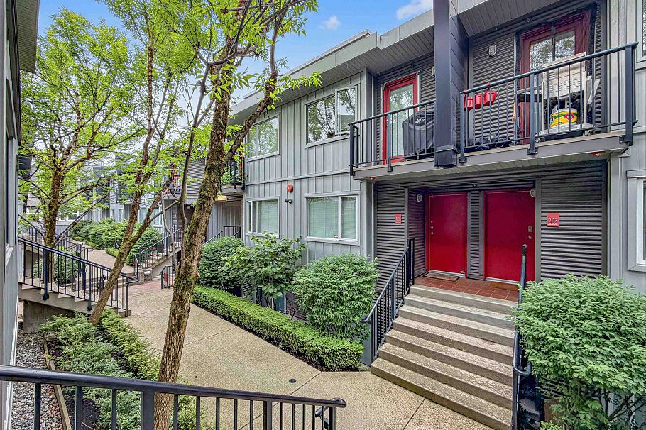 210 670 W 6th Avenue Vancouver, BC - 21