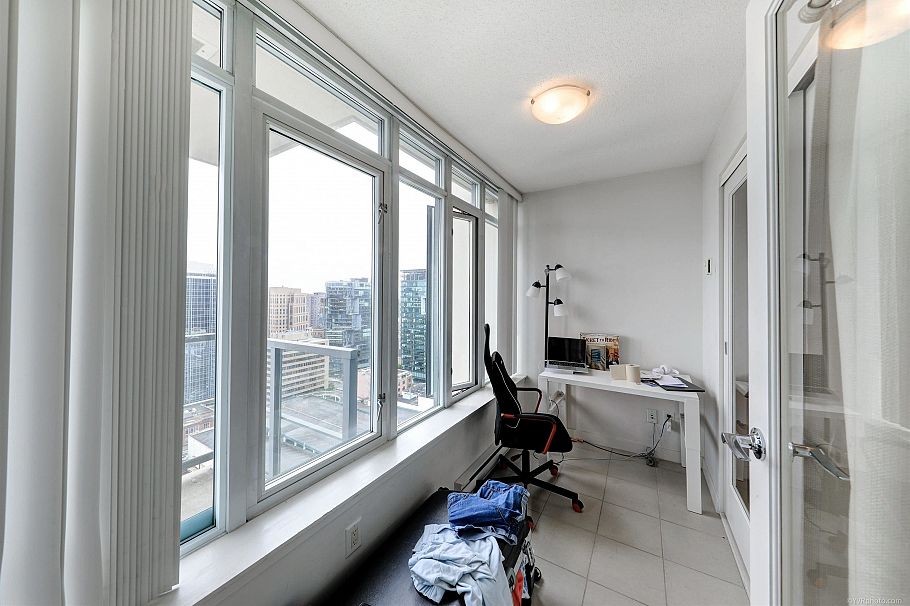 2611 610 Granville Street Vancouver, BC - 16