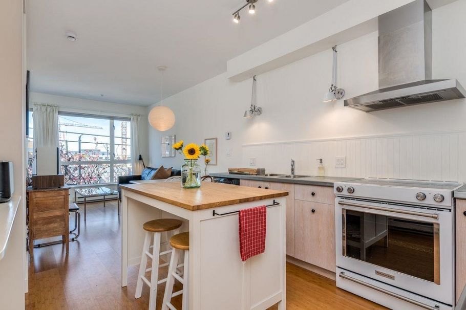 208 205 E 10th Avenue Vancouver, BC - 6