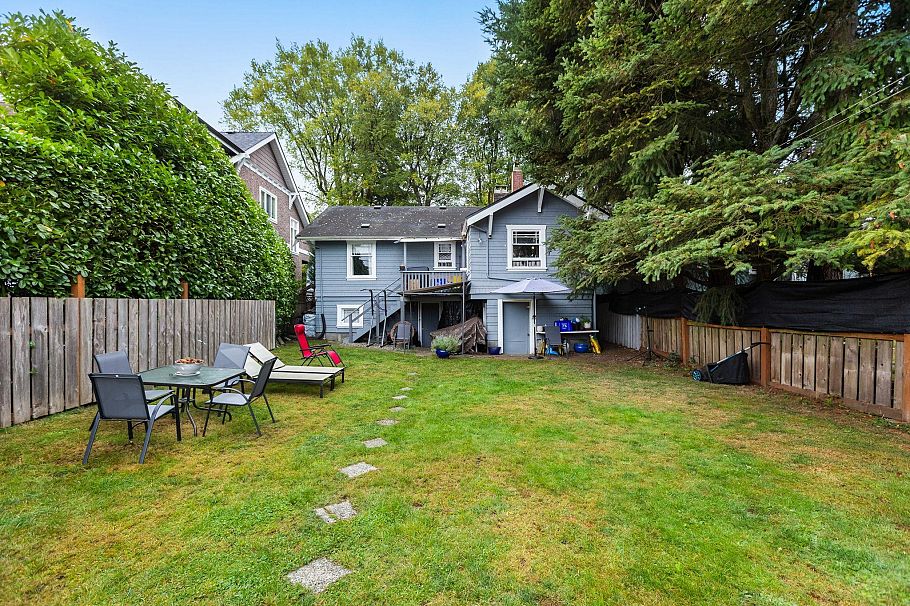 3883 W 20th Avenue Vancouver, BC - 6