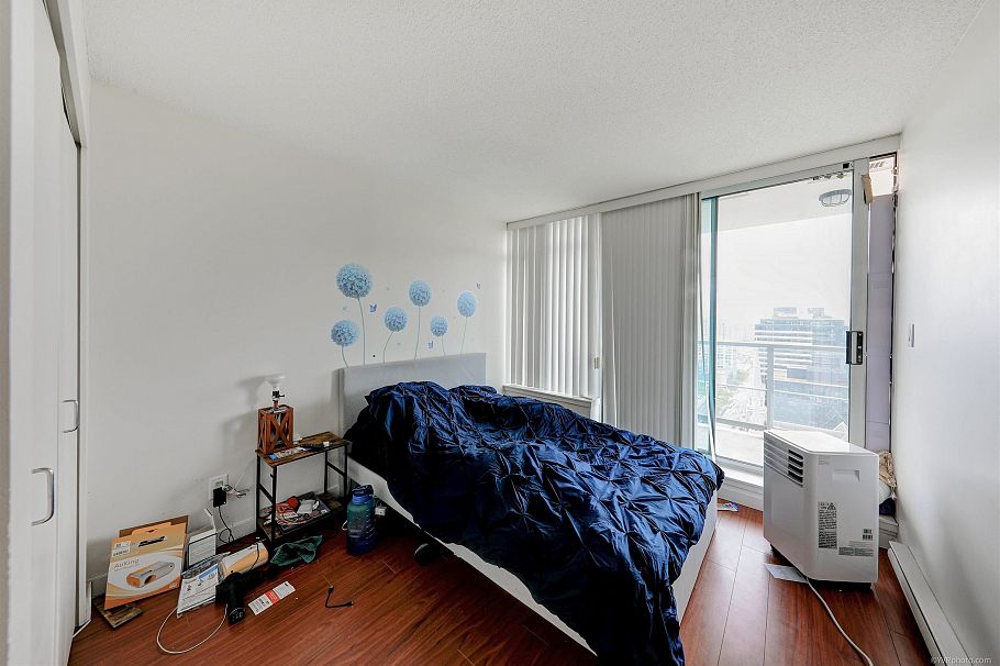 2611 610 Granville Street Vancouver, BC - 5