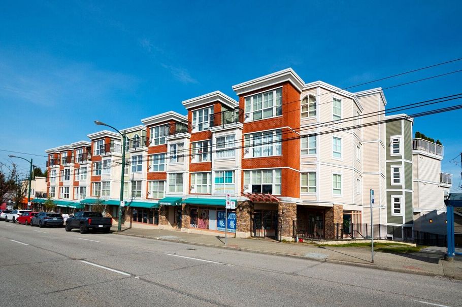 PH10 2973 Kingsway Vancouver, BC - 2