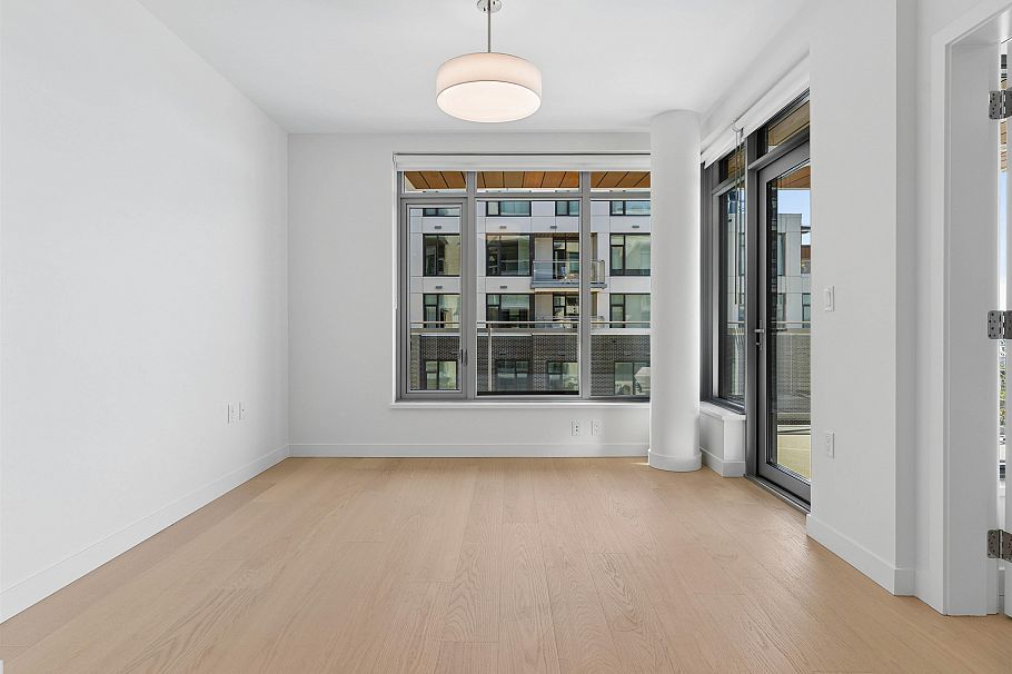 302 777 Harbour Way North Vancouver, BC - 14