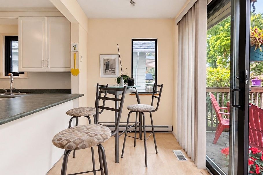 3841 W 23rd Avenue Vancouver, BC - 27