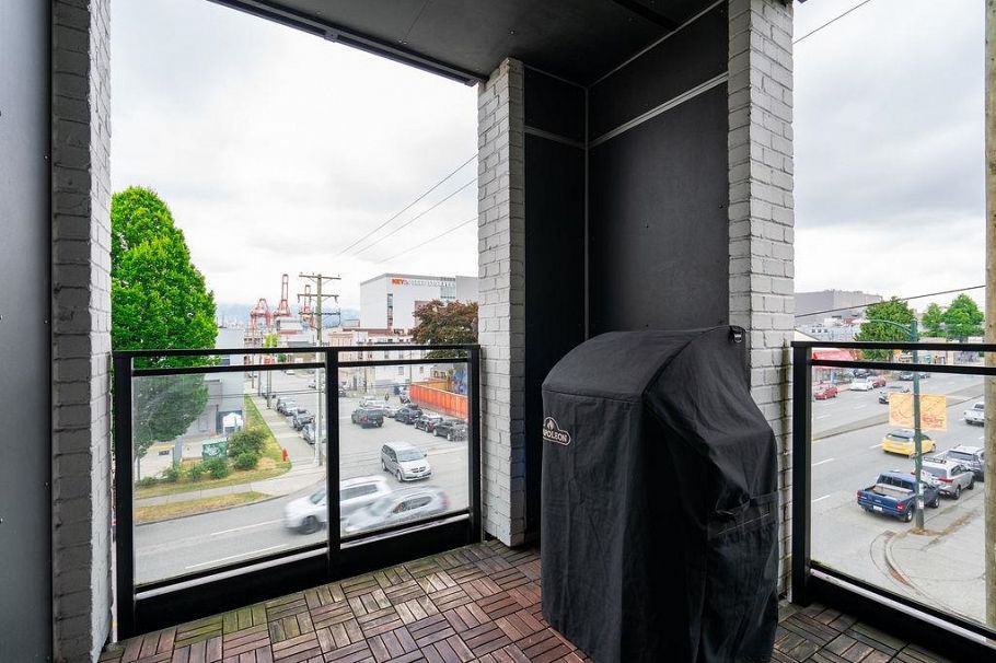 324 1588 E Hastings Street Vancouver, BC - 14