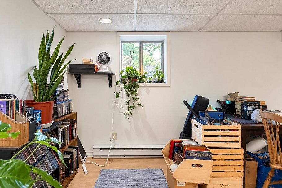 3841 W 23rd Avenue Vancouver, BC - 36