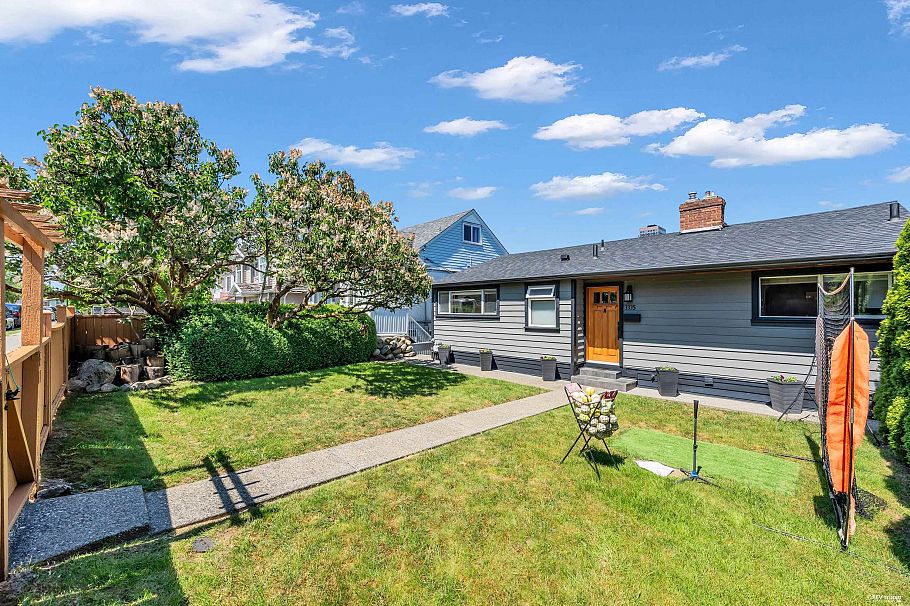 3335 Church Street Vancouver, BC - 35