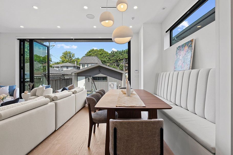 2987 W 40th Avenue Vancouver, BC - 13