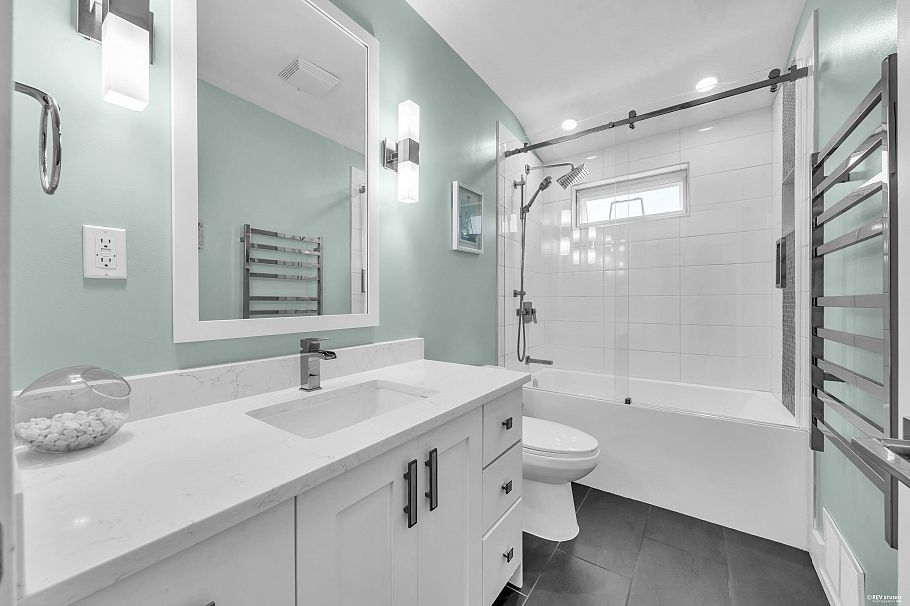 3335 Church Street Vancouver, BC - 14