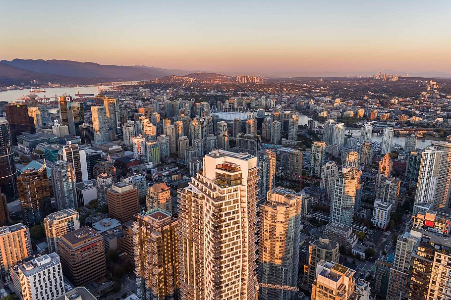 5602 1289 Hornby Street Vancouver, BC - 38