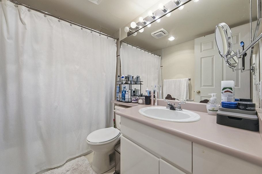 107 3280 W Broadway Vancouver, BC - 21
