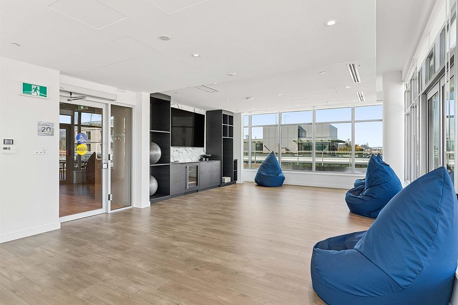 302 777 Harbour Way North Vancouver, BC - 29