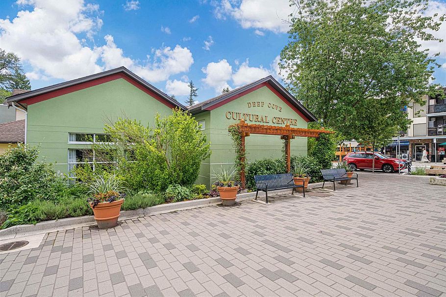 2222 Caledonia Avenue North Vancouver, BC - 33
