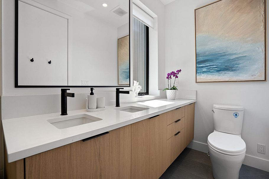 2987 W 40th Avenue Vancouver, BC - 28