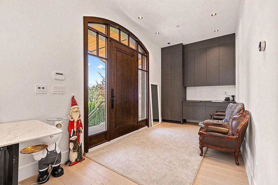 2051 W King Edward Avenue Vancouver, BC - 5
