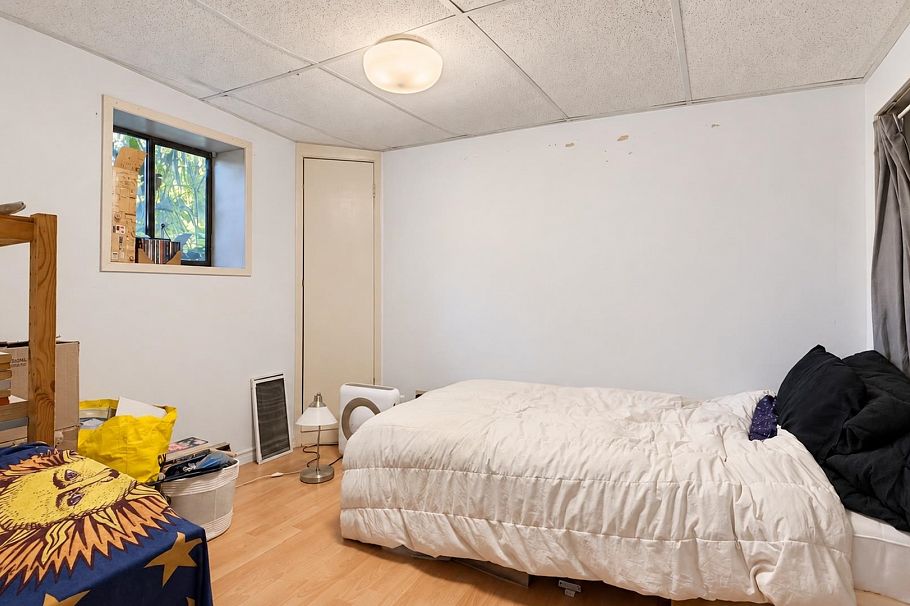 3841 W 23rd Avenue Vancouver, BC - 40