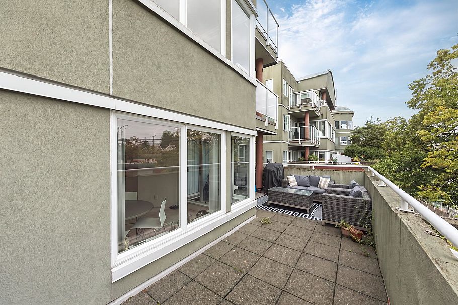 107 3280 W Broadway Vancouver, BC - 30