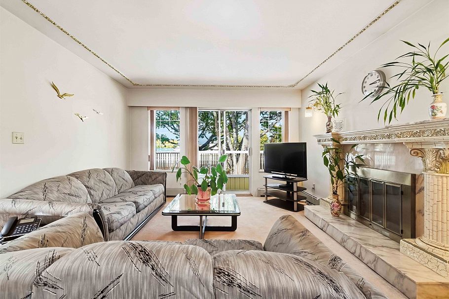 2168 E 27th Avenue Vancouver, BC - 7