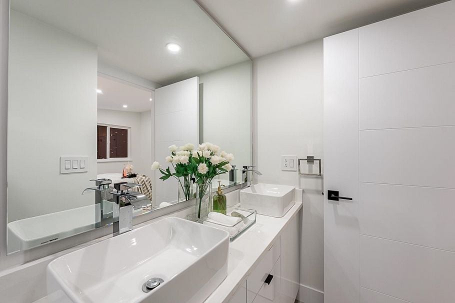 531 Greenway Avenue North Vancouver, BC - 16