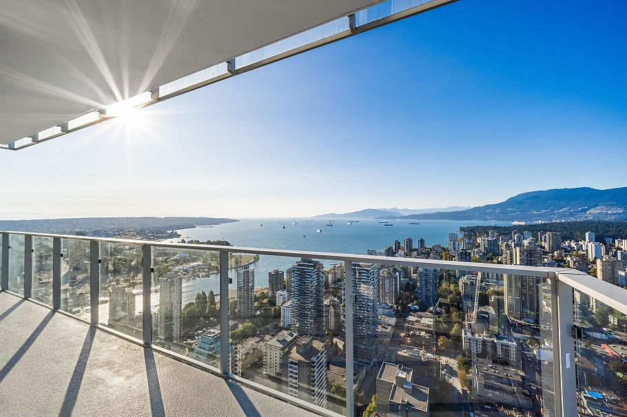 5602 1289 Hornby Street Vancouver, BC - 26