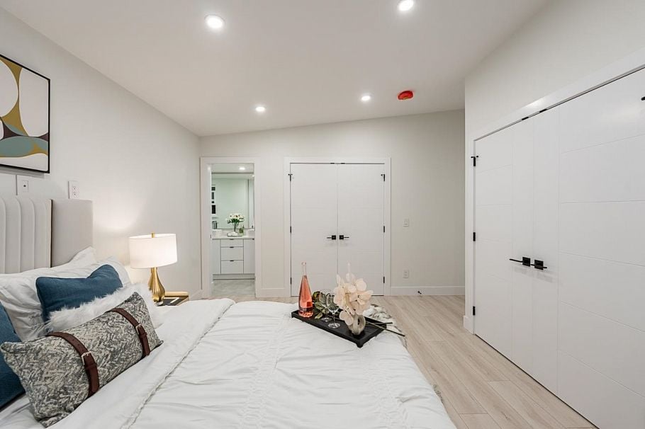 531 Greenway Avenue North Vancouver, BC - 13