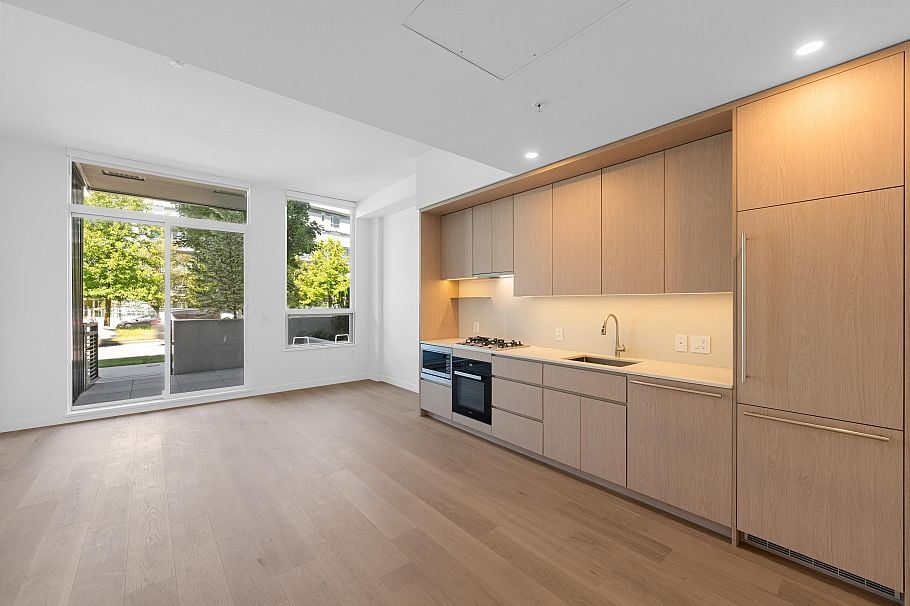 1XX 5212 CAMBIE STREET, Vancouver BC V5Z 2Z7 Vancouver, BC - 1