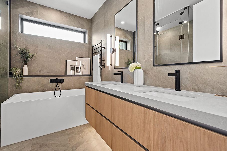 2987 W 40th Avenue Vancouver, BC - 25