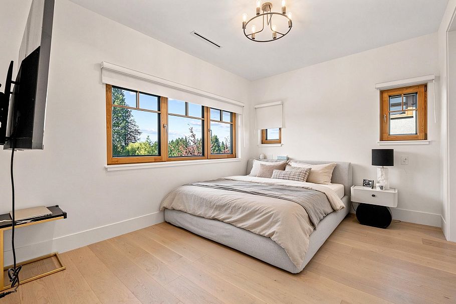 2051 W King Edward Avenue Vancouver, BC - 21