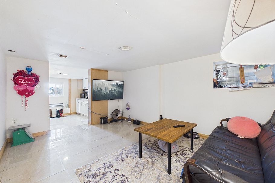 4605 Rupert Street Vancouver, BC - 17