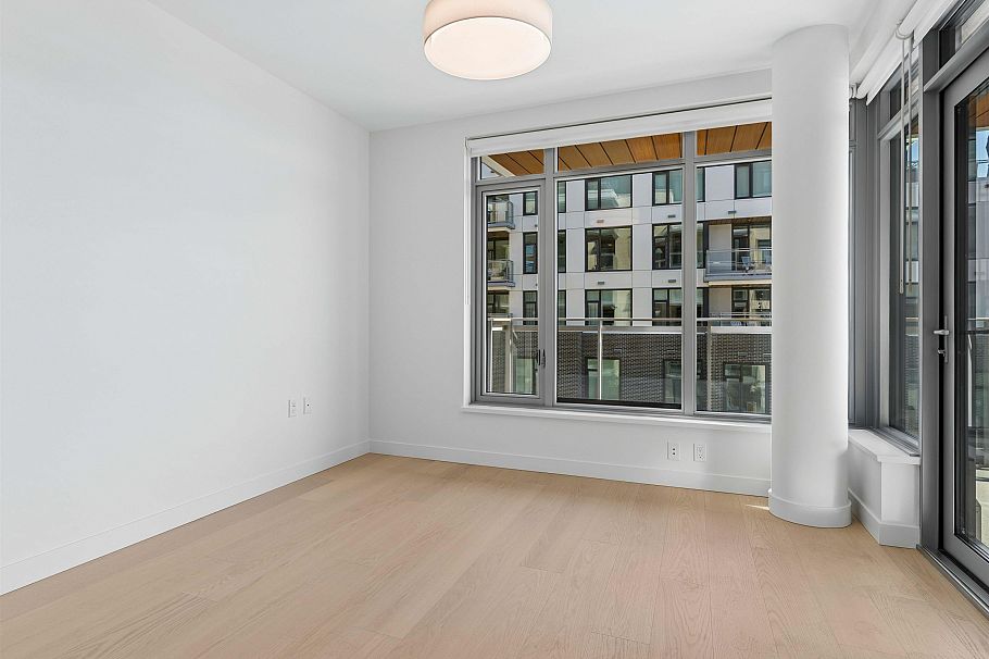 302 777 Harbour Way North Vancouver, BC - 15