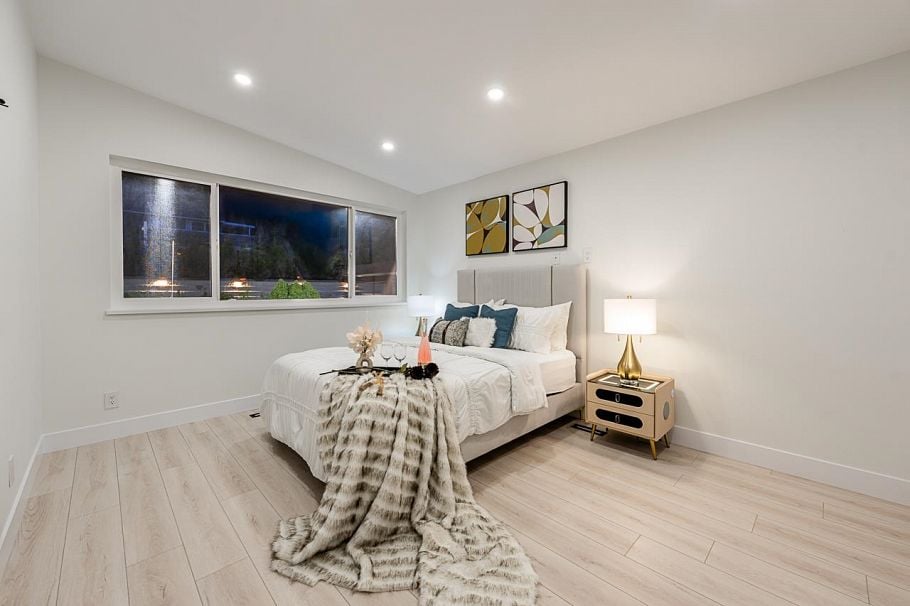 531 Greenway Avenue North Vancouver, BC - 12