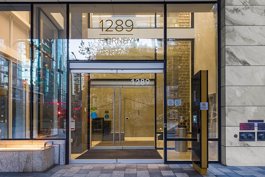 5602 1289 Hornby Street Vancouver, BC - 29