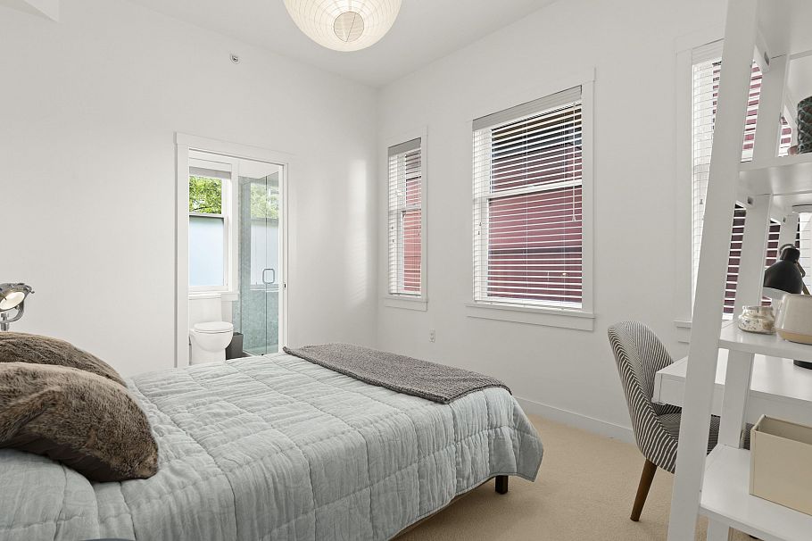100 1872 Parker Street Vancouver, BC - 17