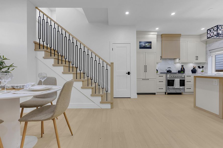 1 2888 E 6th Avenue Vancouver, BC - 8