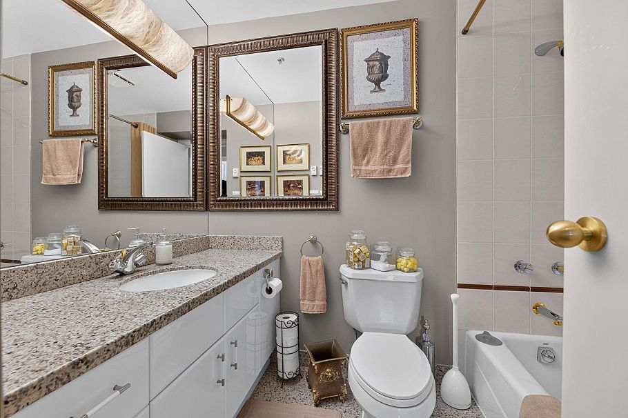 804 1600 Hornby Street Vancouver, BC - 17
