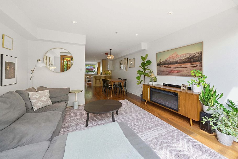 2222 Caledonia Avenue North Vancouver, BC - 11