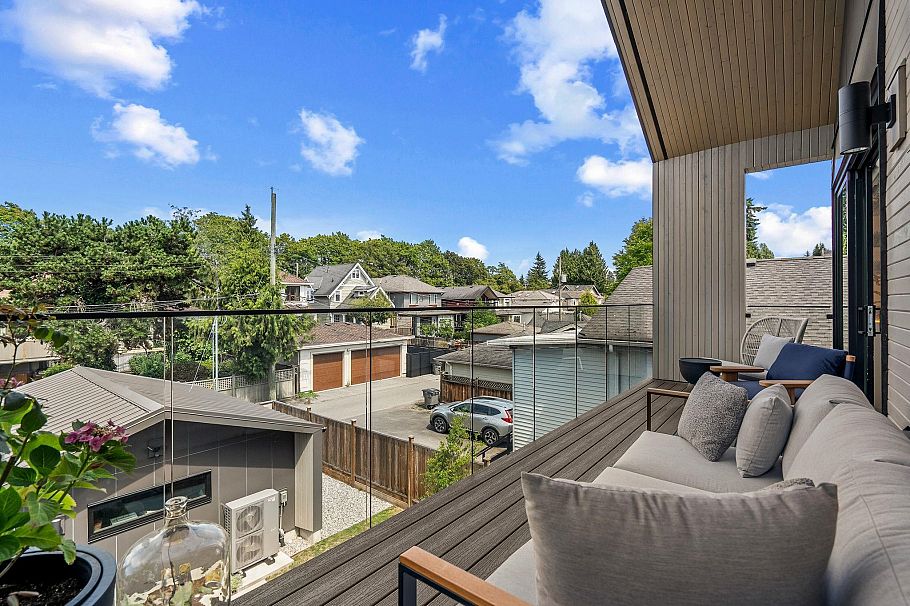 2987 W 40th Avenue Vancouver, BC - 23