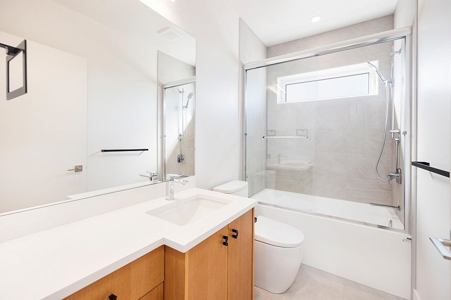 3 2995 Adanac Street Vancouver, BC - 14